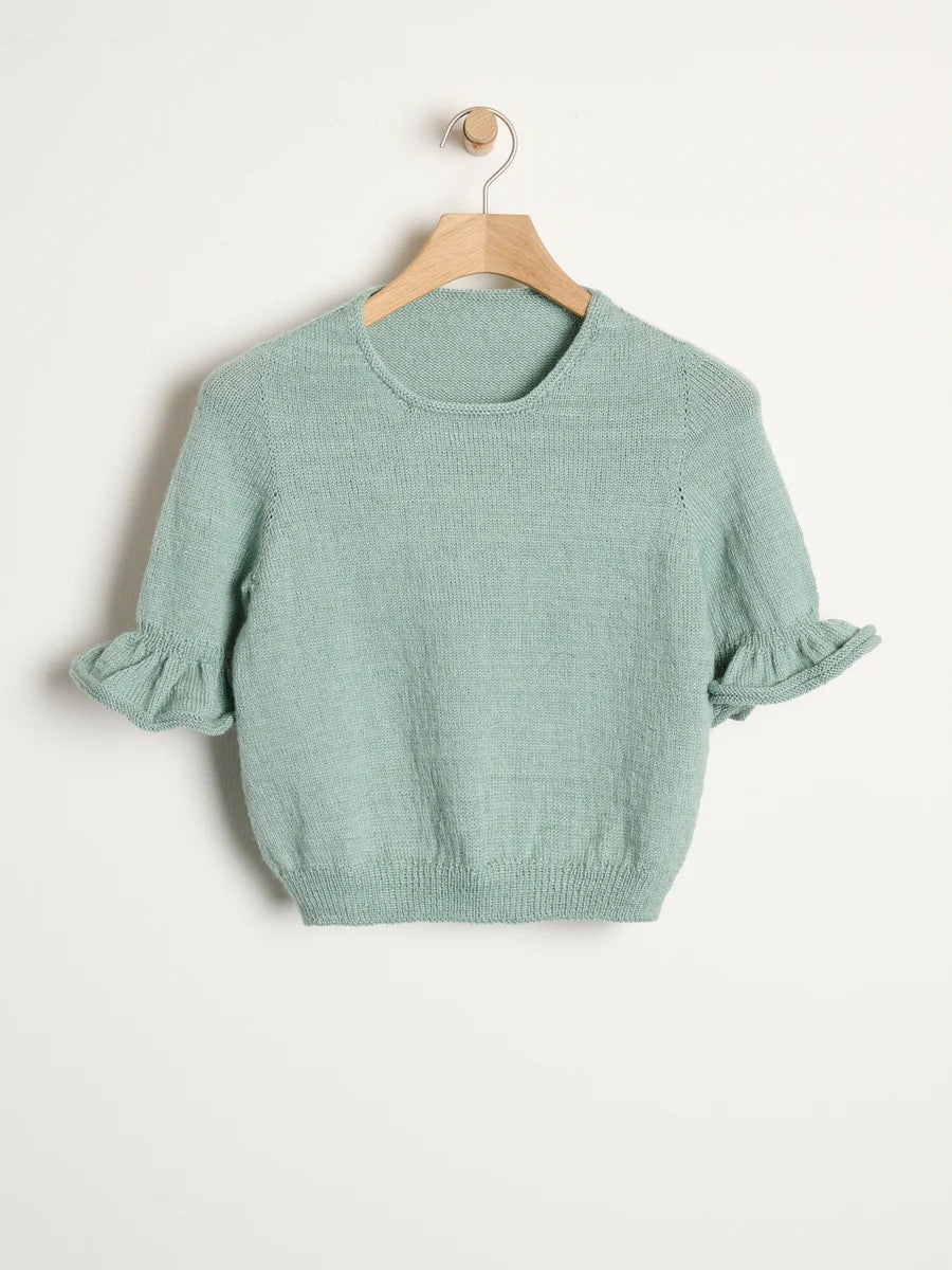 Leonora Tee strikket i Mayflower Premium Merino Silk