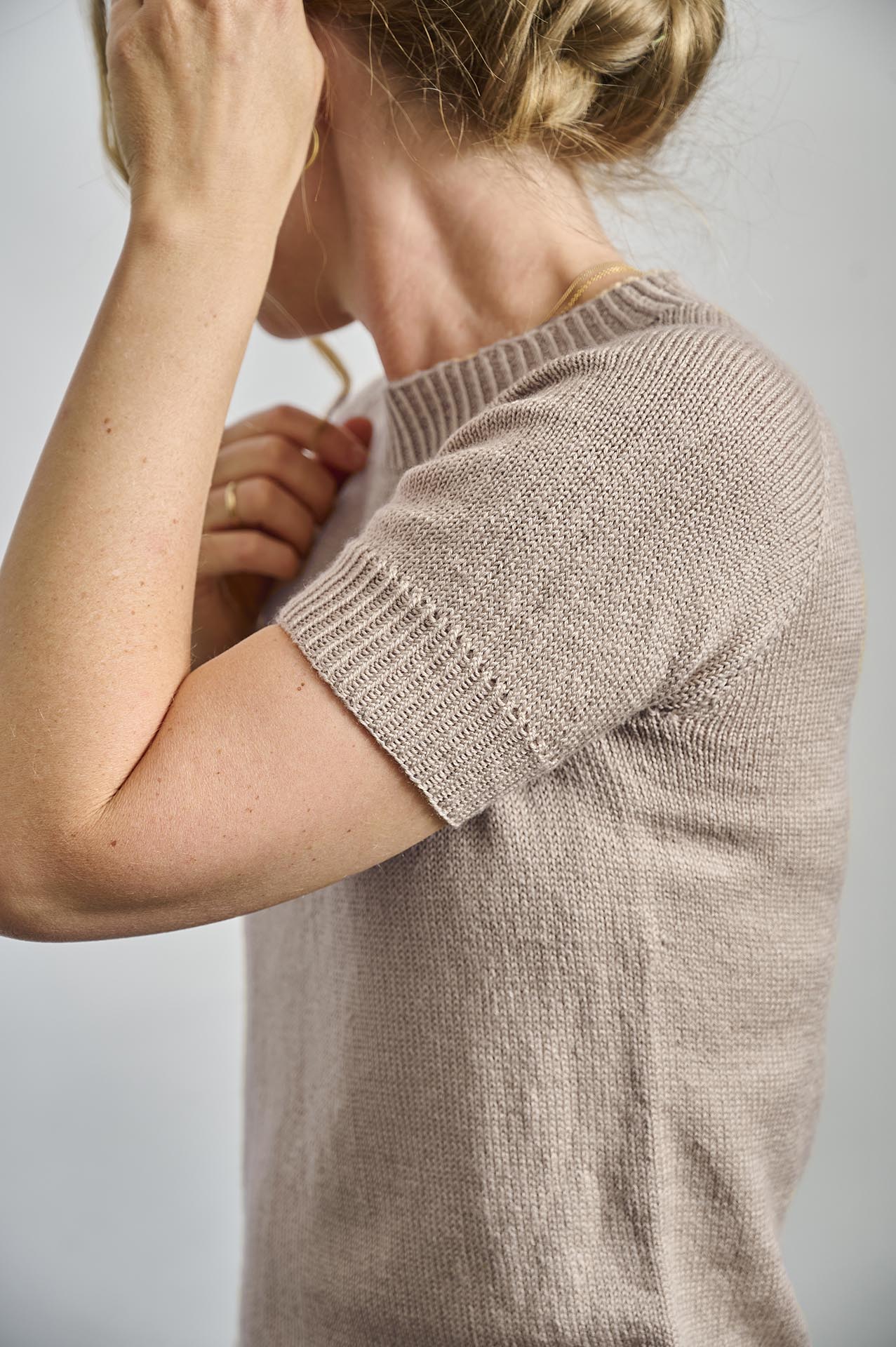 Silke Tee strikket i Mayflower Premium Merino Silk