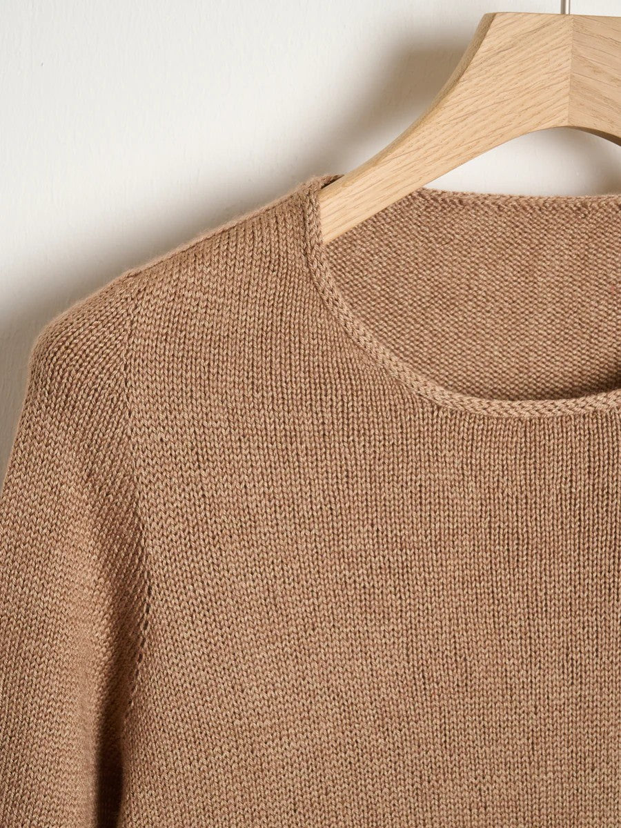 Leonora Tee strikket i Mayflower Premium Merino Silk