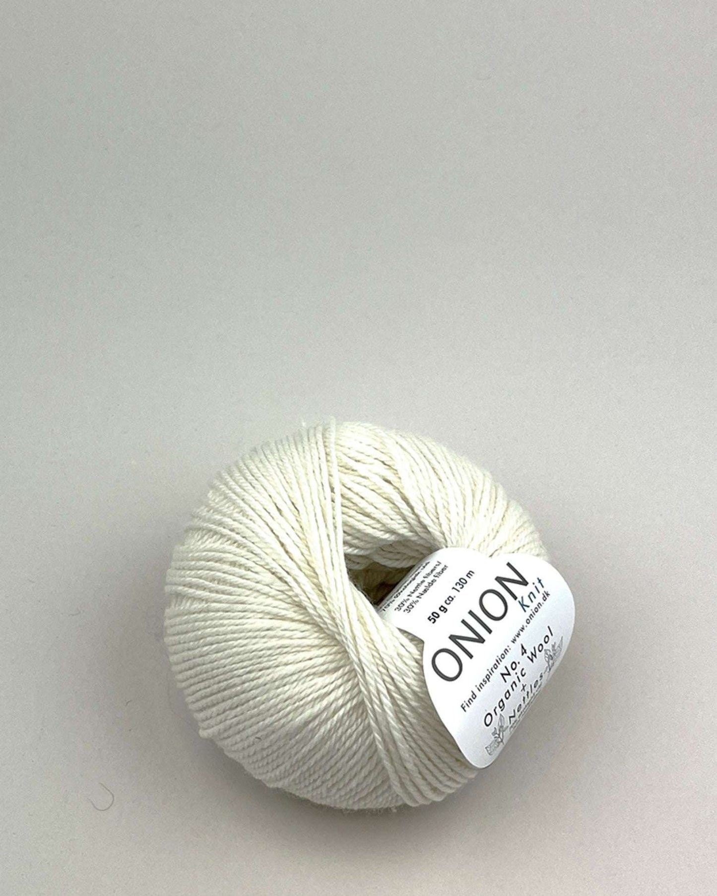 Onion Wool + Nettles No. 4 i farven råhvid – bæredygtigt uldgarn