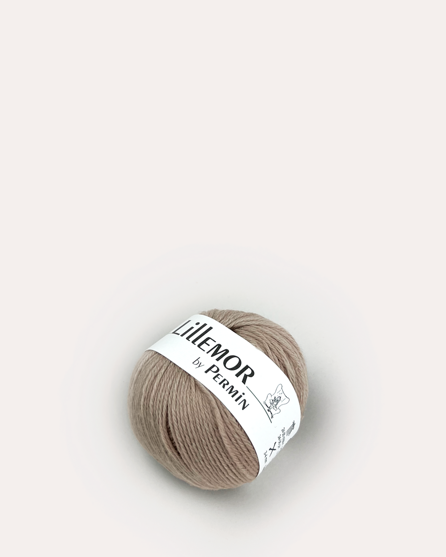 Garn til babytæppe i farven lys beige.