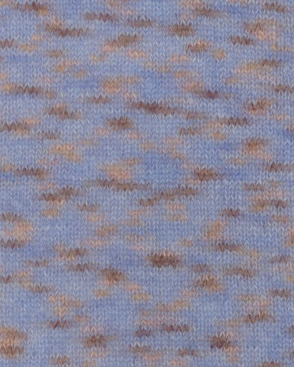 Strikkeprøve af Bella Color Silk Mohair fra Permin i farven blå/beige/brun.