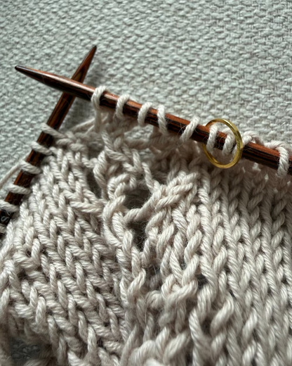 Makørringe fra Markers & Pearls i guld.