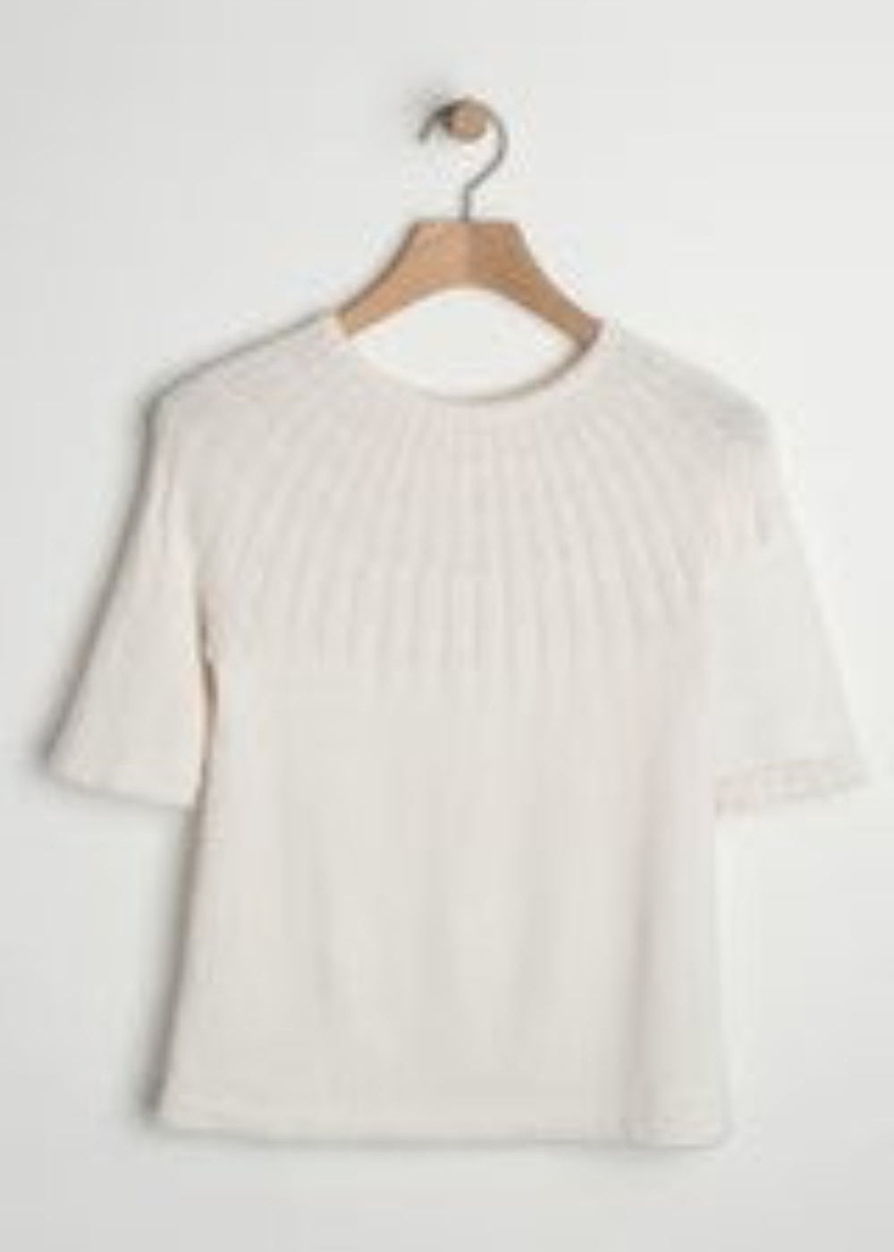 Petitknit sunday tee i Premium merino silk.