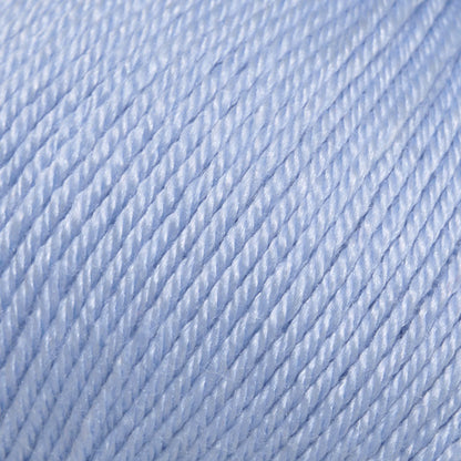 Nærbillede af Mayflower Premium Merino Silk i farven lyseblå