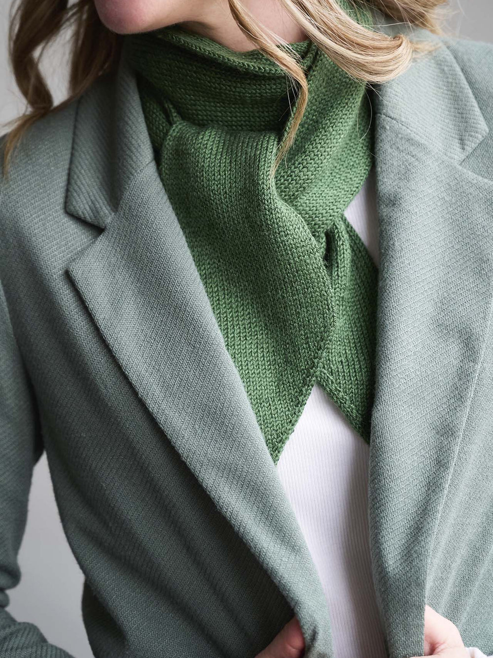 Spencerscarf strikket i Mayflower Premium Merino Silk
